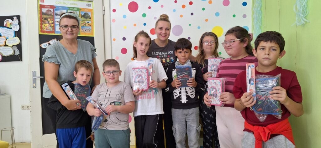 Pokloni i najava izleta u Lonjsko polje uljepšali početak školske godine đurđevačkim učenicima Odjela za djecu s teškoćama