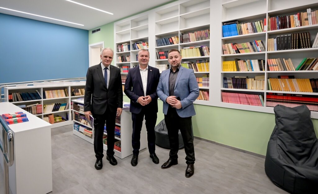 U Elektrostrojarskoj školi Varaždin otvorena moderno opremljena knjižnica vrijedna 140 tisuća eura