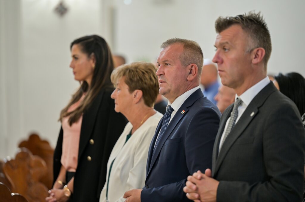 Misa Za Zupaniju (10)