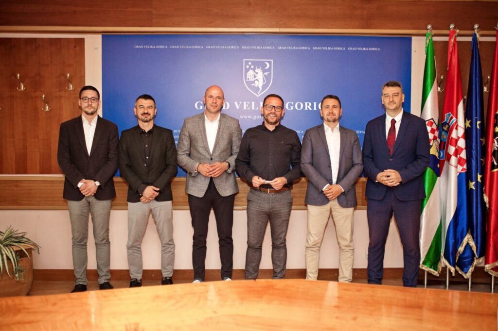 Gradonačelnik Velike Gorice Krešimir Ačkar predstavio nove direktore u komunalnom sustavu
