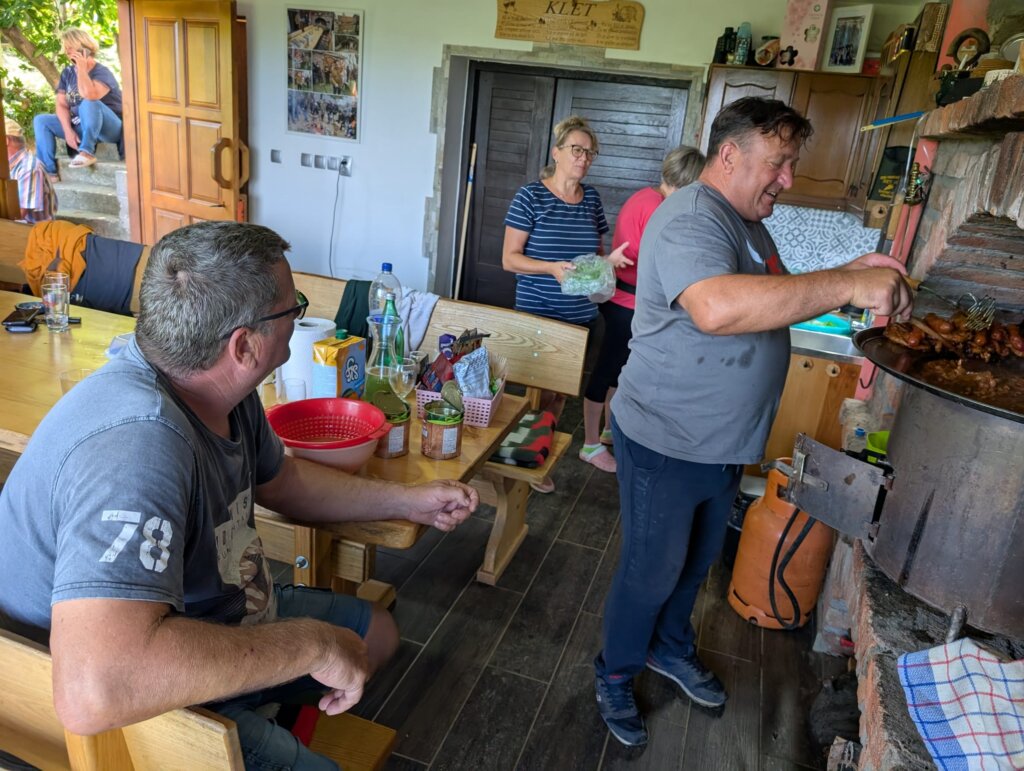 Photo 2025 09 06 16 56 00