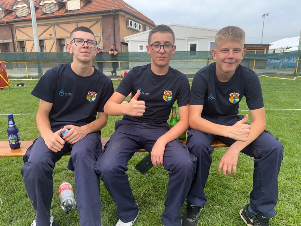 Photo 2025 09 07 15 01 44(2)