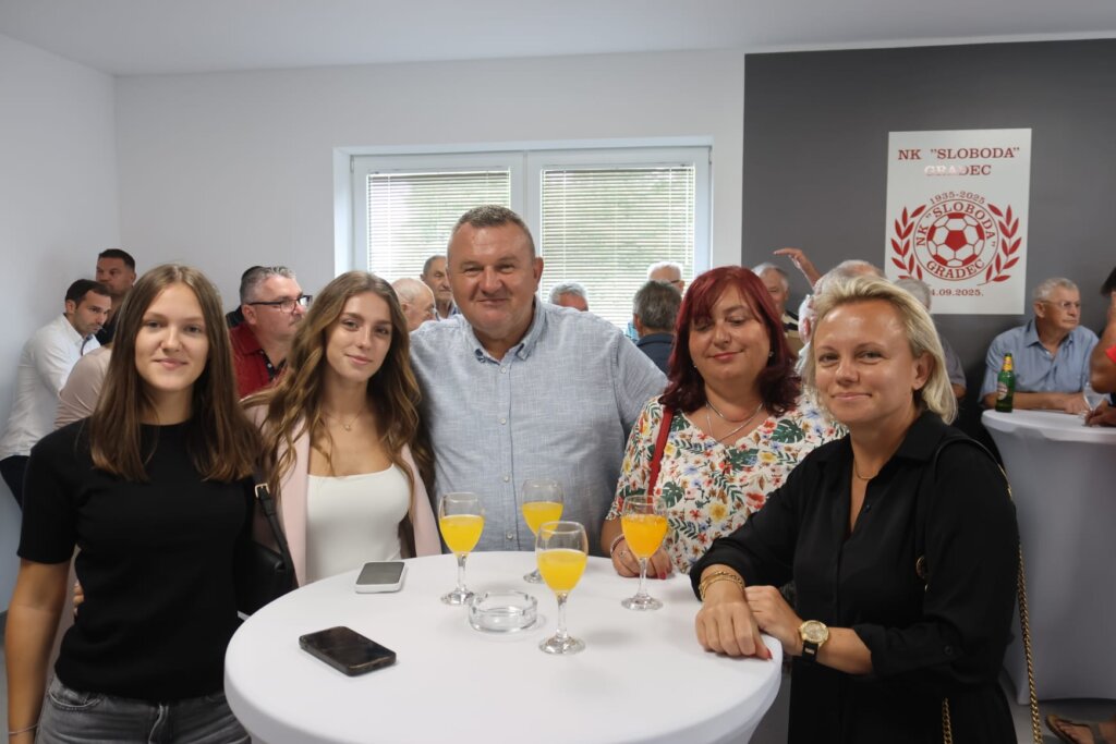 Photo 2025 09 14 13 49 55 3