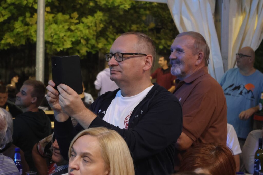 Photo 2025 09 14 20 10 04