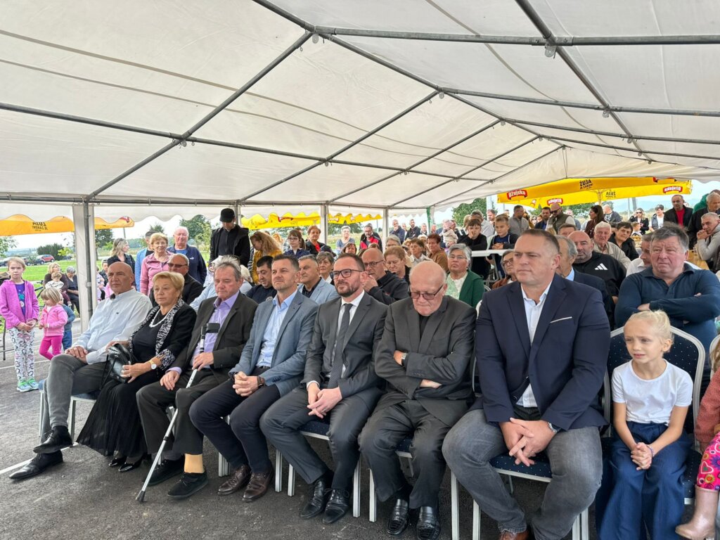 Gornja Lomnica svečano obilježila Dan mjesta, otvoren novi park Svetog Mihaela