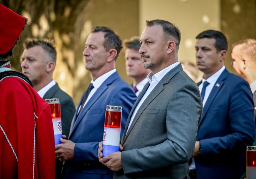 Polaganje Vijenaca (17)