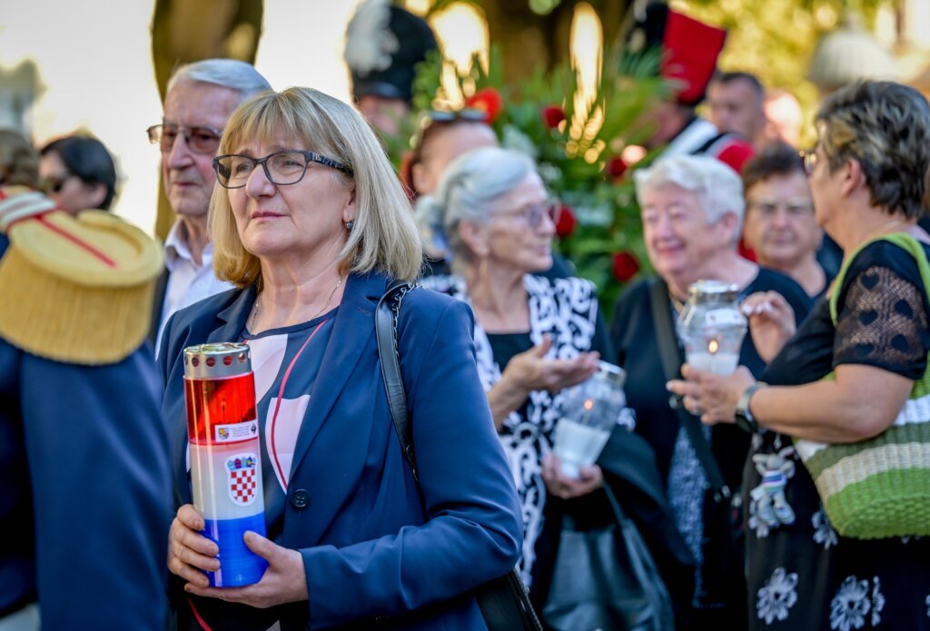 Polaganje Vijenaca (5)