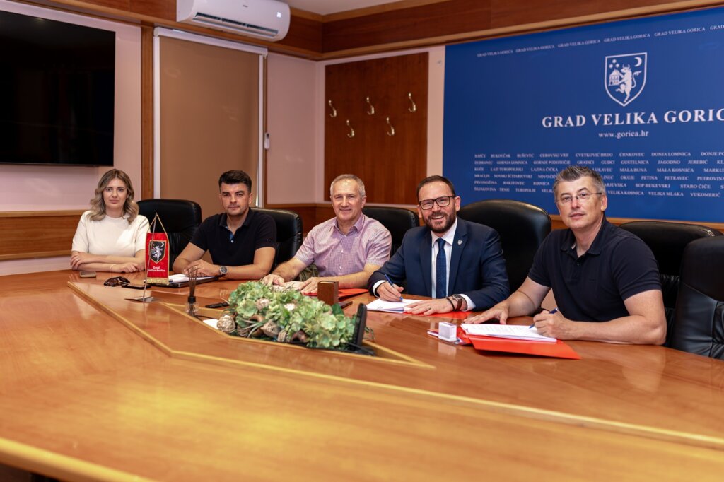 Potpisivanje Ugovora O Izgradnji Centra Za Starije Osobe U Velikoj Gorici 3