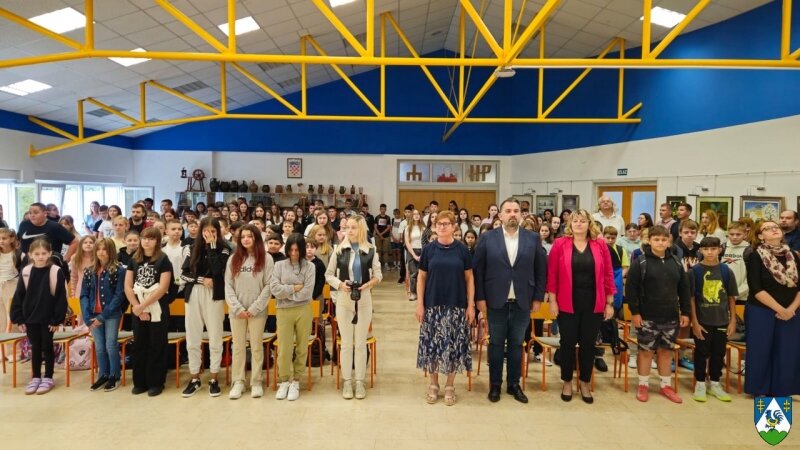 [FOTO] Župan Golubić povodom početka školske godine posjetio OŠ prof. Franje Viktora Šignjara Virje