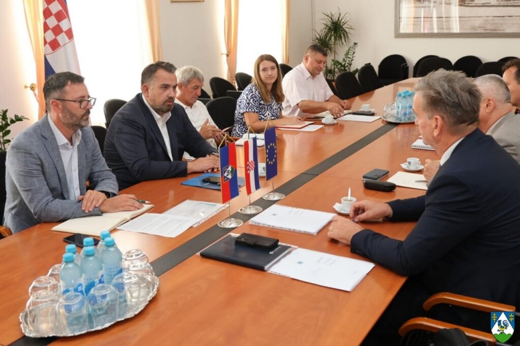 Whatsapp Image 2025 09 09 At 13.08.02 39 1024x682 Equal