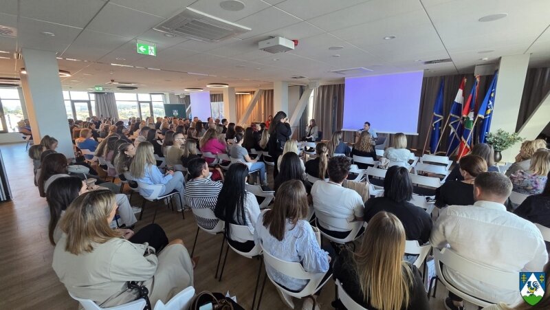 Whatsapp Image 2025 09 19 At 11.28.43 800x800 Equal