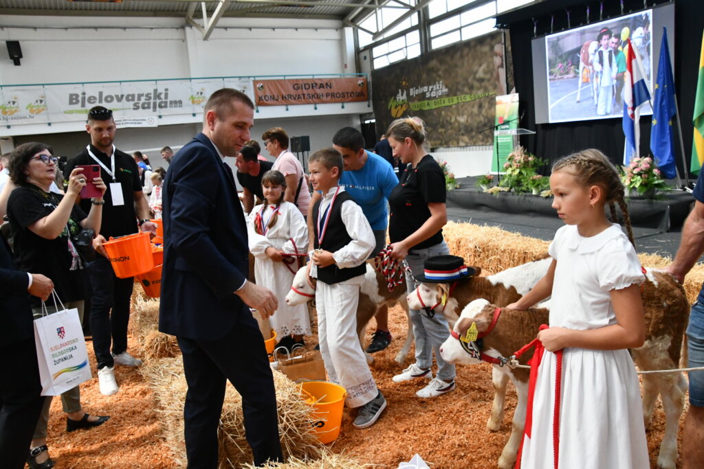 Bambino Kup 8972 (122)