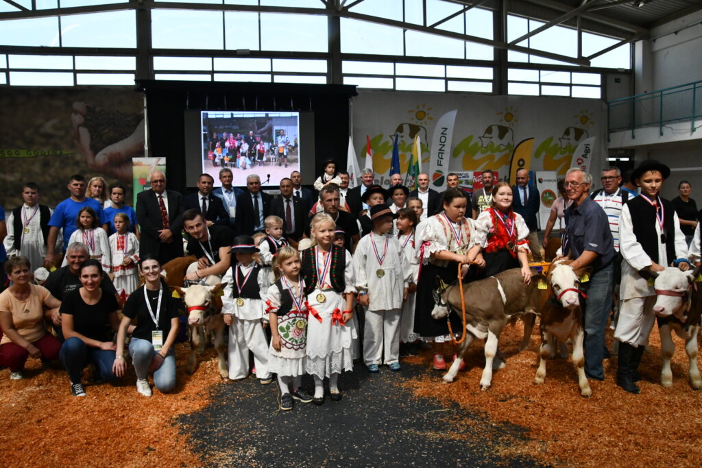 Bambino Kup 8972 (157)