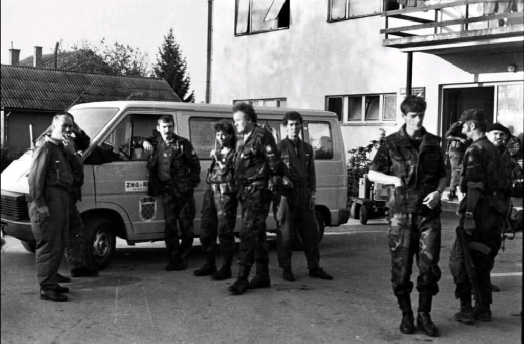 D9314a18 2a72 43a9 Af4c 7666d8ec87fb