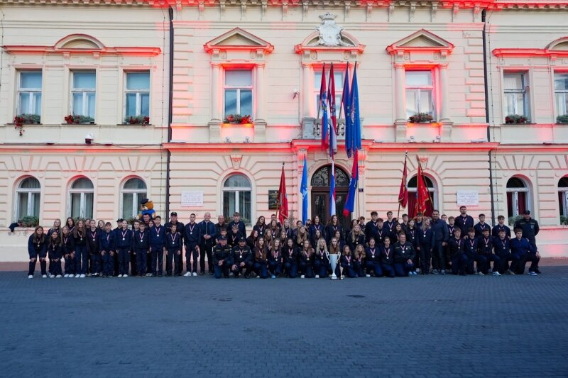 Održan svečani doček ekipa koje su sudjelovale na 16. Državnom natjecanju vatrogasne mladeži