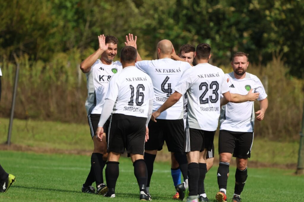 NOGOMET 2. ŽNL ISTOK Derbi u Farkaševcu