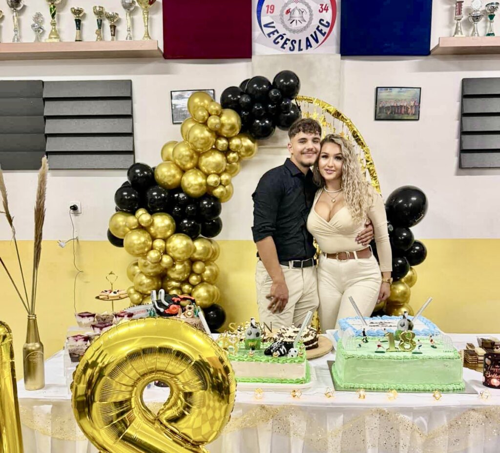 Rođendanskim fotkama u novi dan