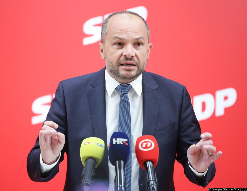 SDP i Možemo: Neka Vlada povuče zakone u korist krupnog kapitala, a na štetu građana