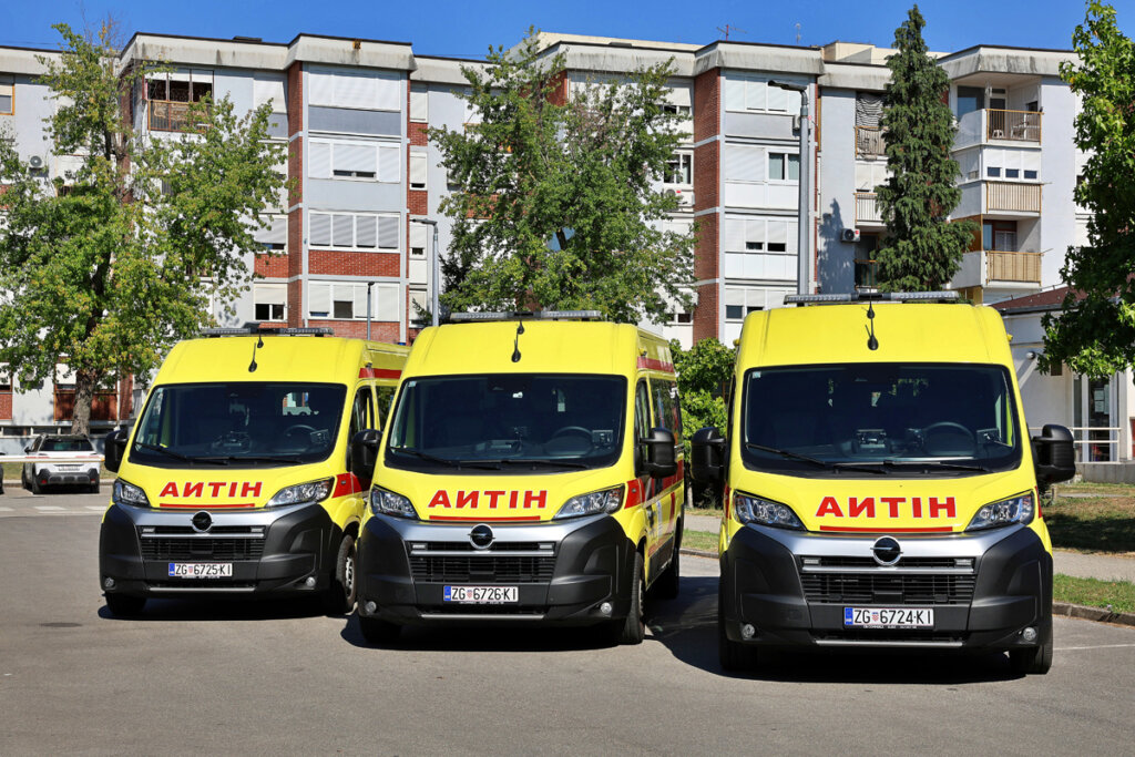 Zavod za hitnu medicinu Zagrebačke županije nabavio tri nova vozila za hitan prijevoz pacijenata
