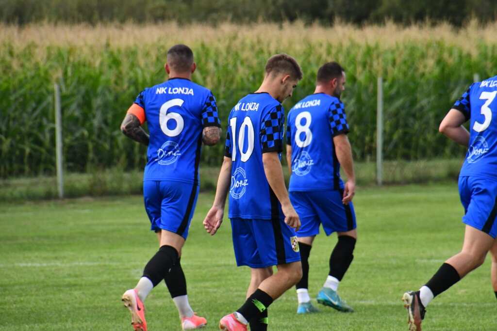 NOGOMET – PREMIER LIGA Bestovje nadigralo Lonju