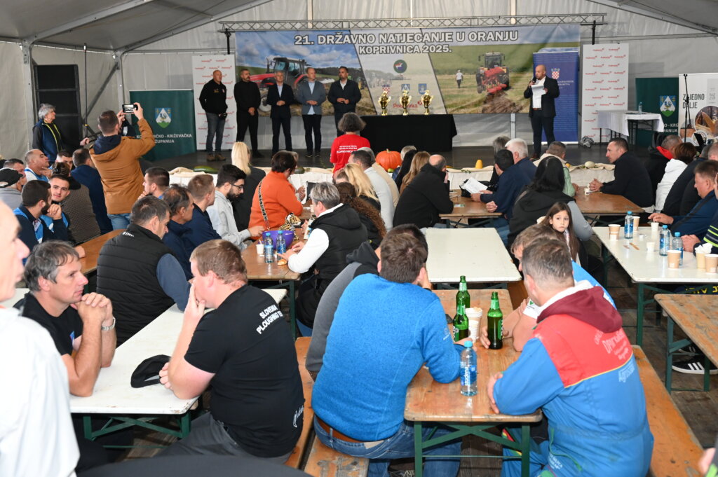 Oranje Državno 1203 (21)