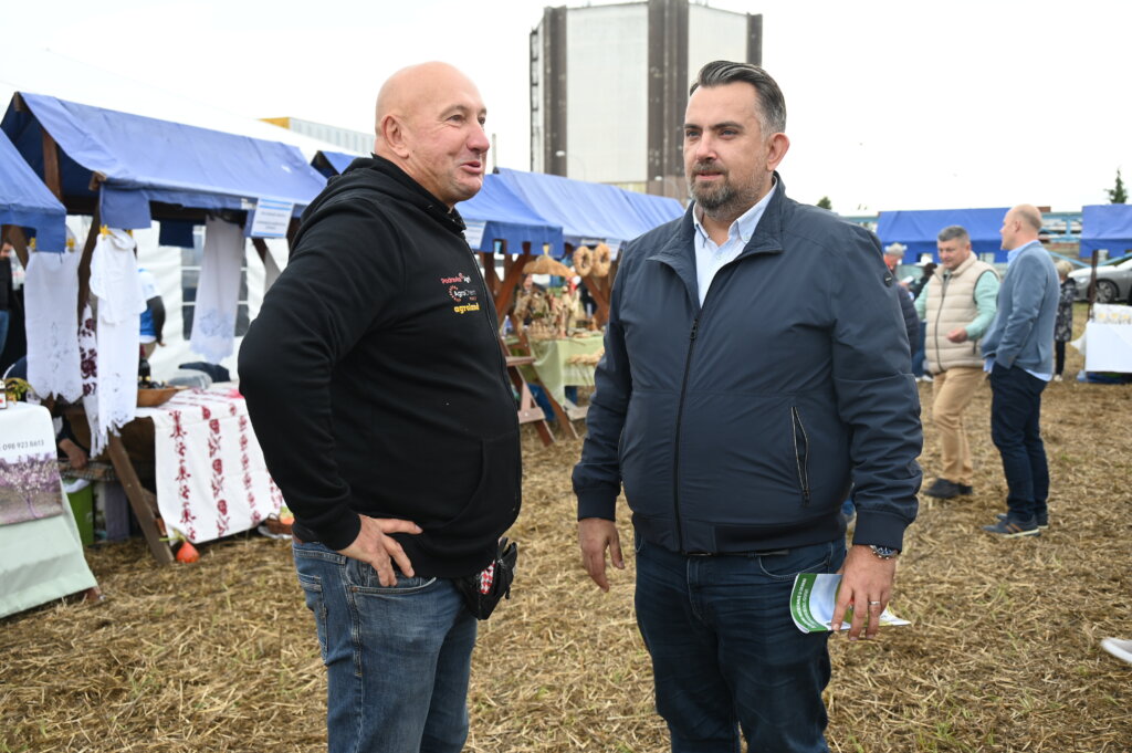 Oranje Državno 1203 (7)