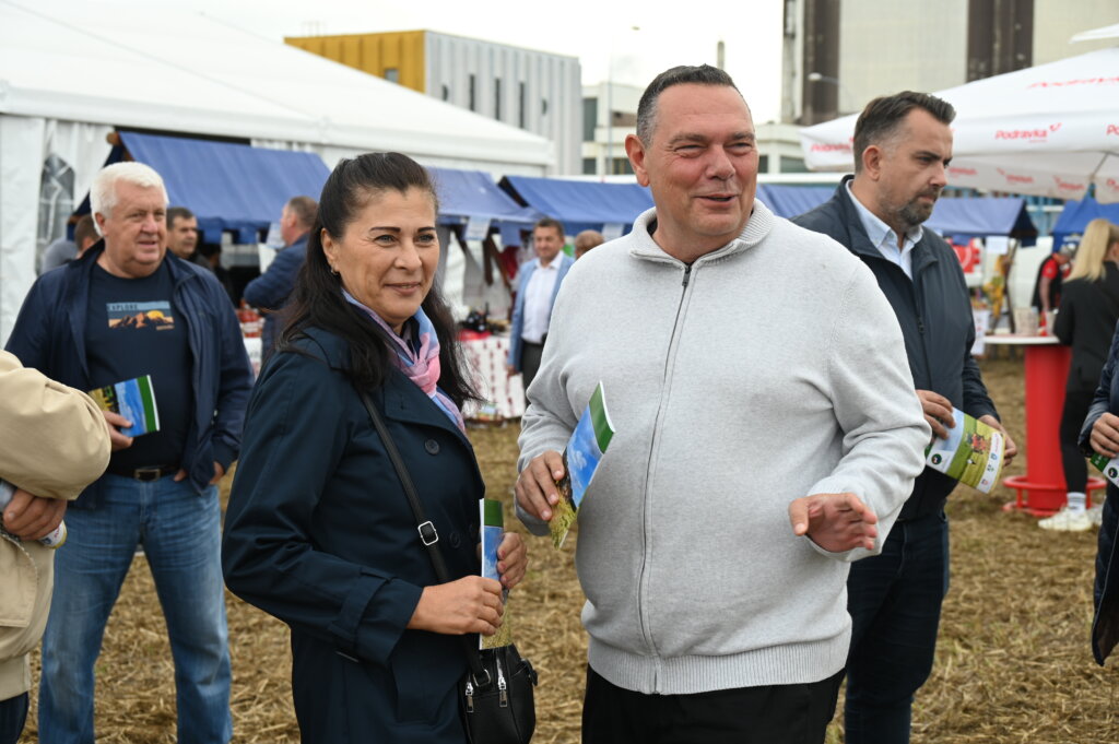 Oranje Državno 1203 (8)