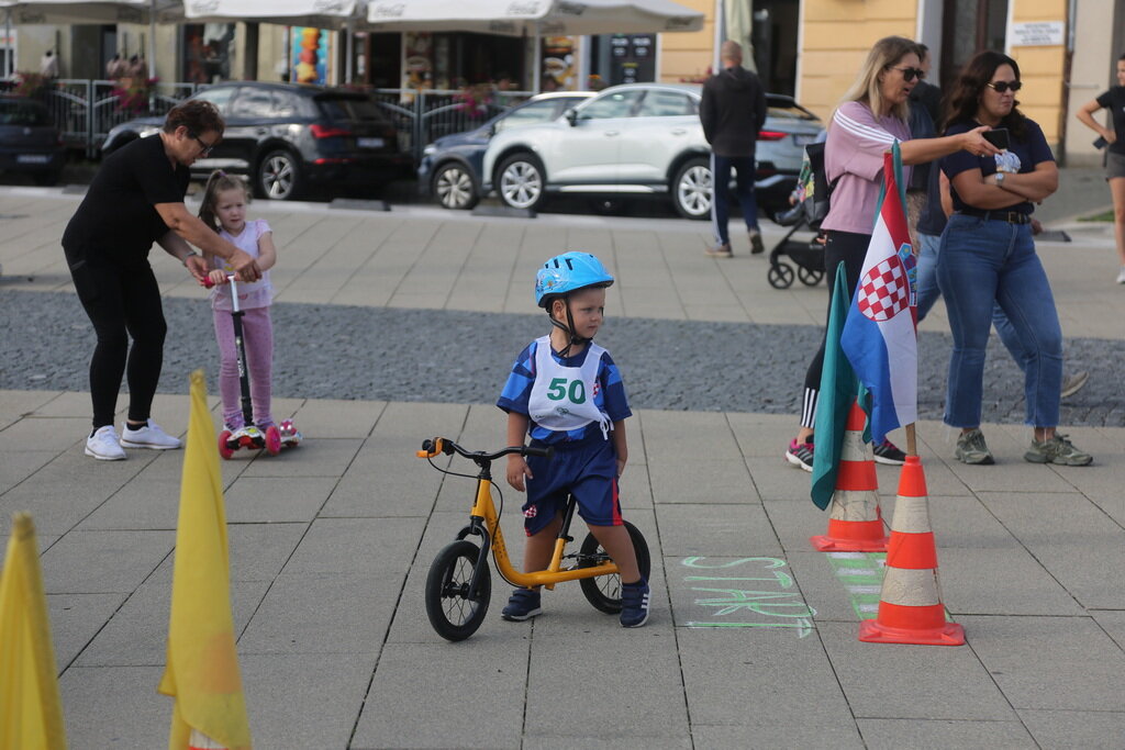 Sigurno U Prometu 04