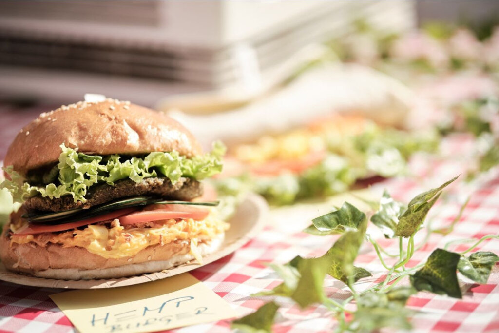 Biljno meso i edukacija o kultiviranom mesu na 17. ZeGeVege festivalu