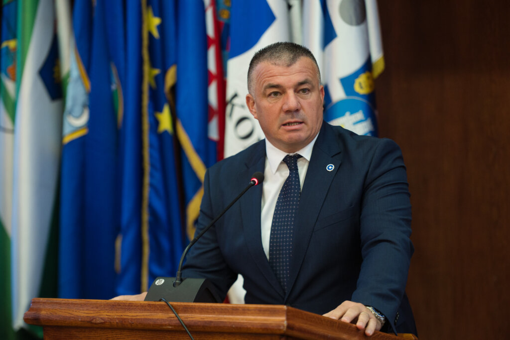 Petarsantini@gmail.com