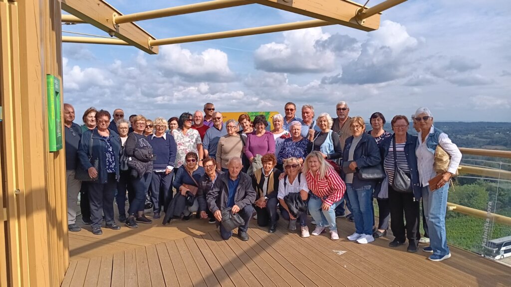 13ada64f 0d85 4c40 A933 3dd3ae126877