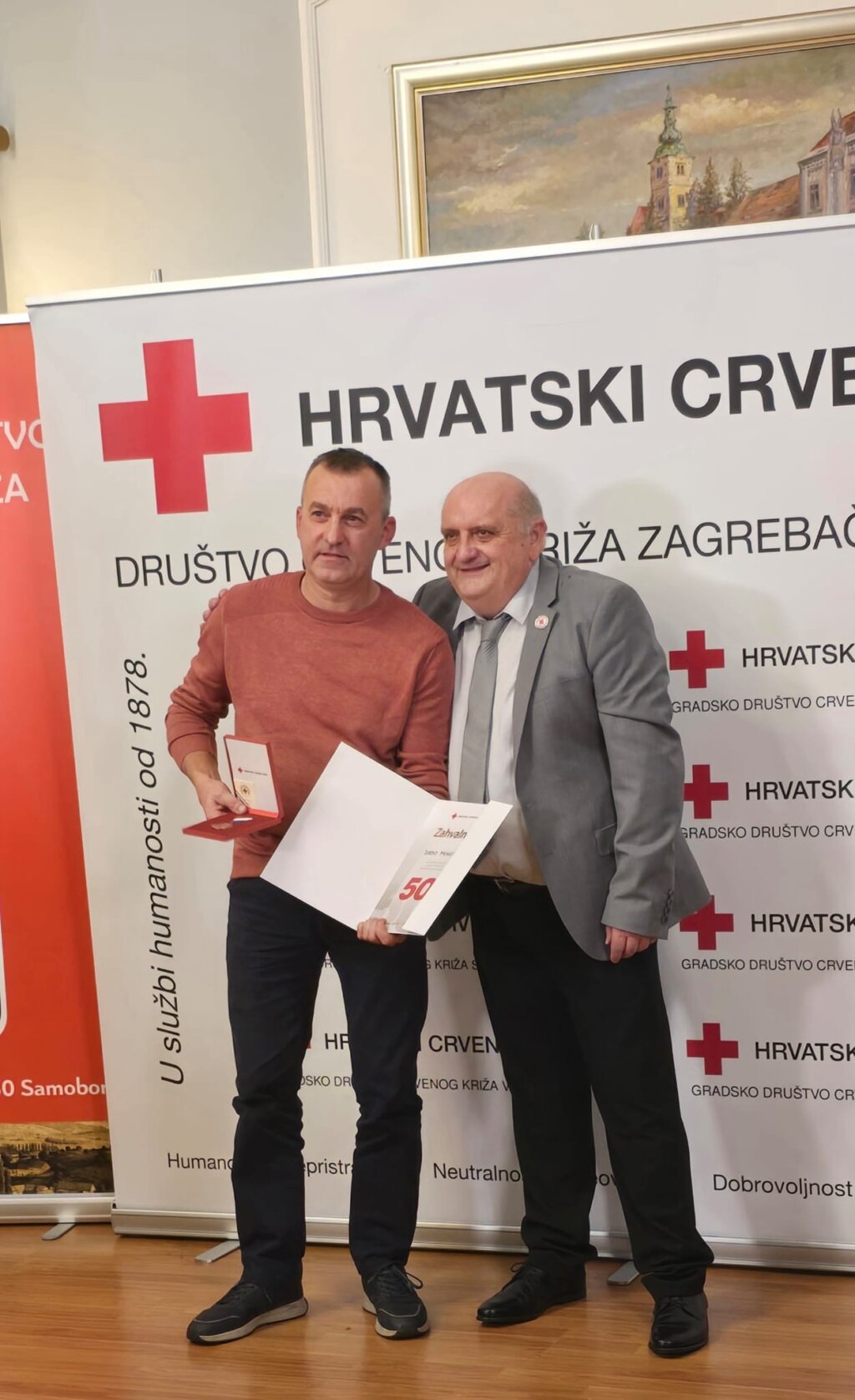 1d4f2bfc 6fc2 43d4 B760 2d2370ca23e4