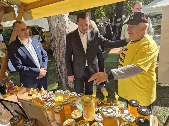 20251011 1119130.jpg 648x432 Q85 Subsampling 2