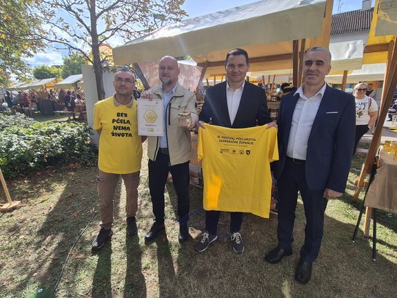 20251011 113333.jpg 648x432 Q85 Subsampling 2