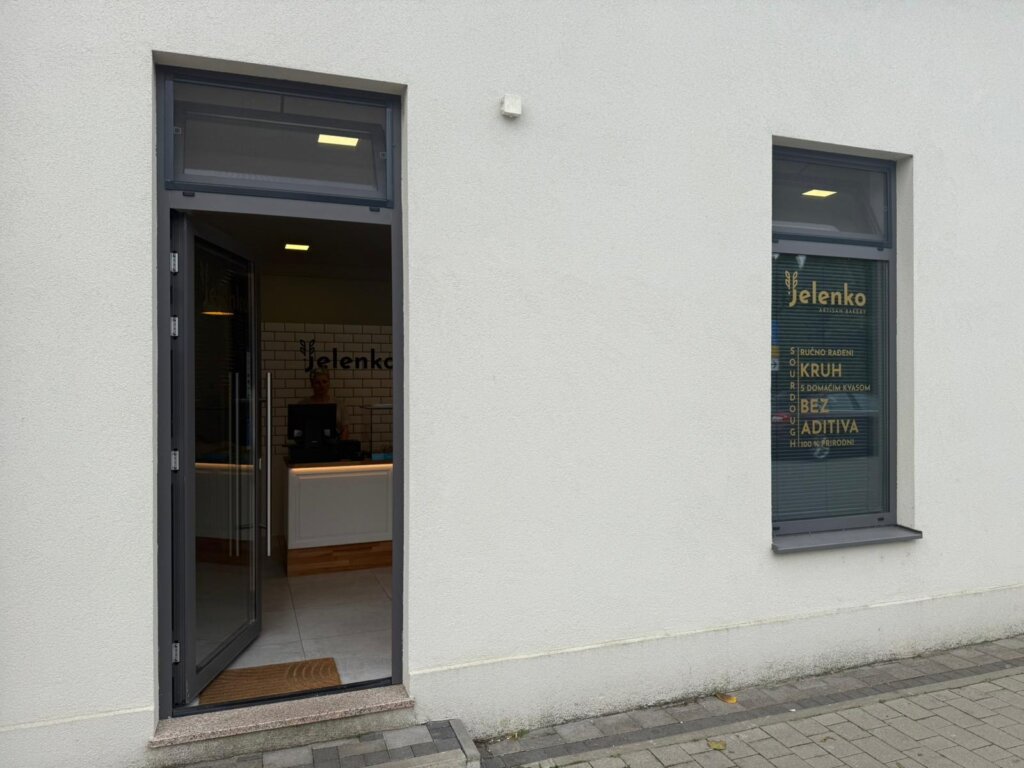 2e7c6899 491a 4dcb 82e7 B03f7493db83