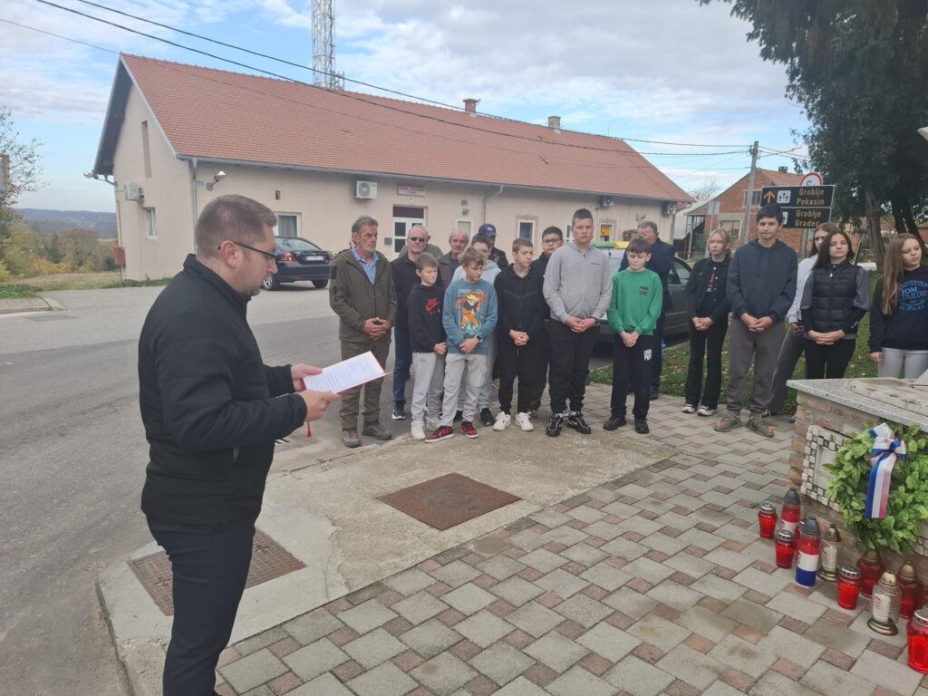 2f8f23e4 Bd8f 45bf 80f2 227f358a5d86