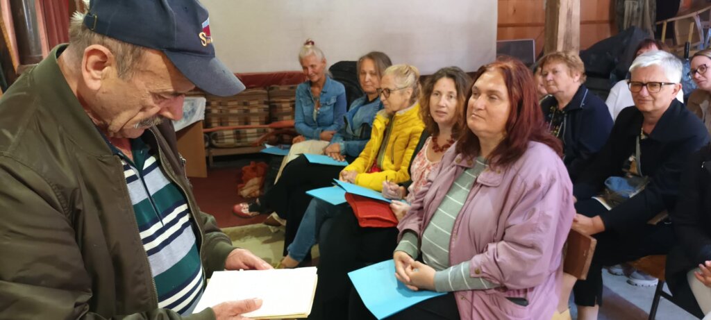 43124af8 4384 4298 8041 3d1fd0a243cc