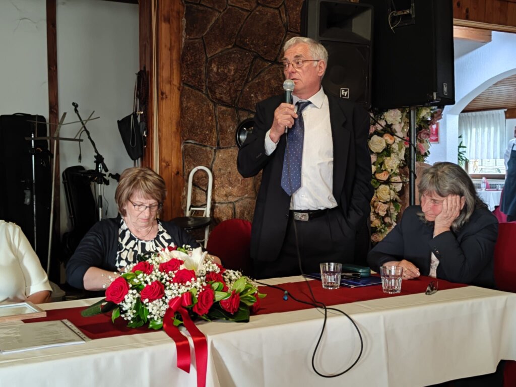 4a9f5788 C822 49f8 860a D4fcaf979759