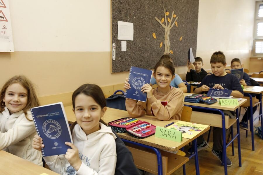 4d3cd33ab5a509d533d1dbbeaa290abb Xl