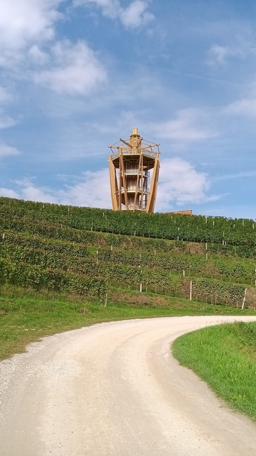 4ff27adc 5362 4713 9dac 570ab44e6172