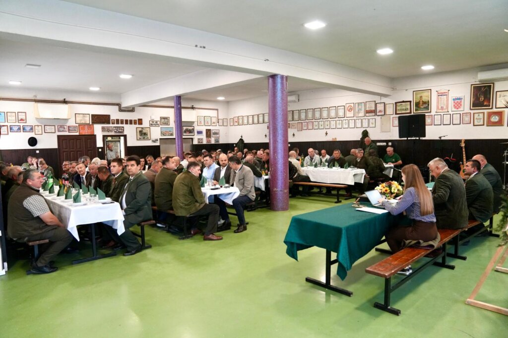 556962149 1213865094107820 3236472605763572508 N