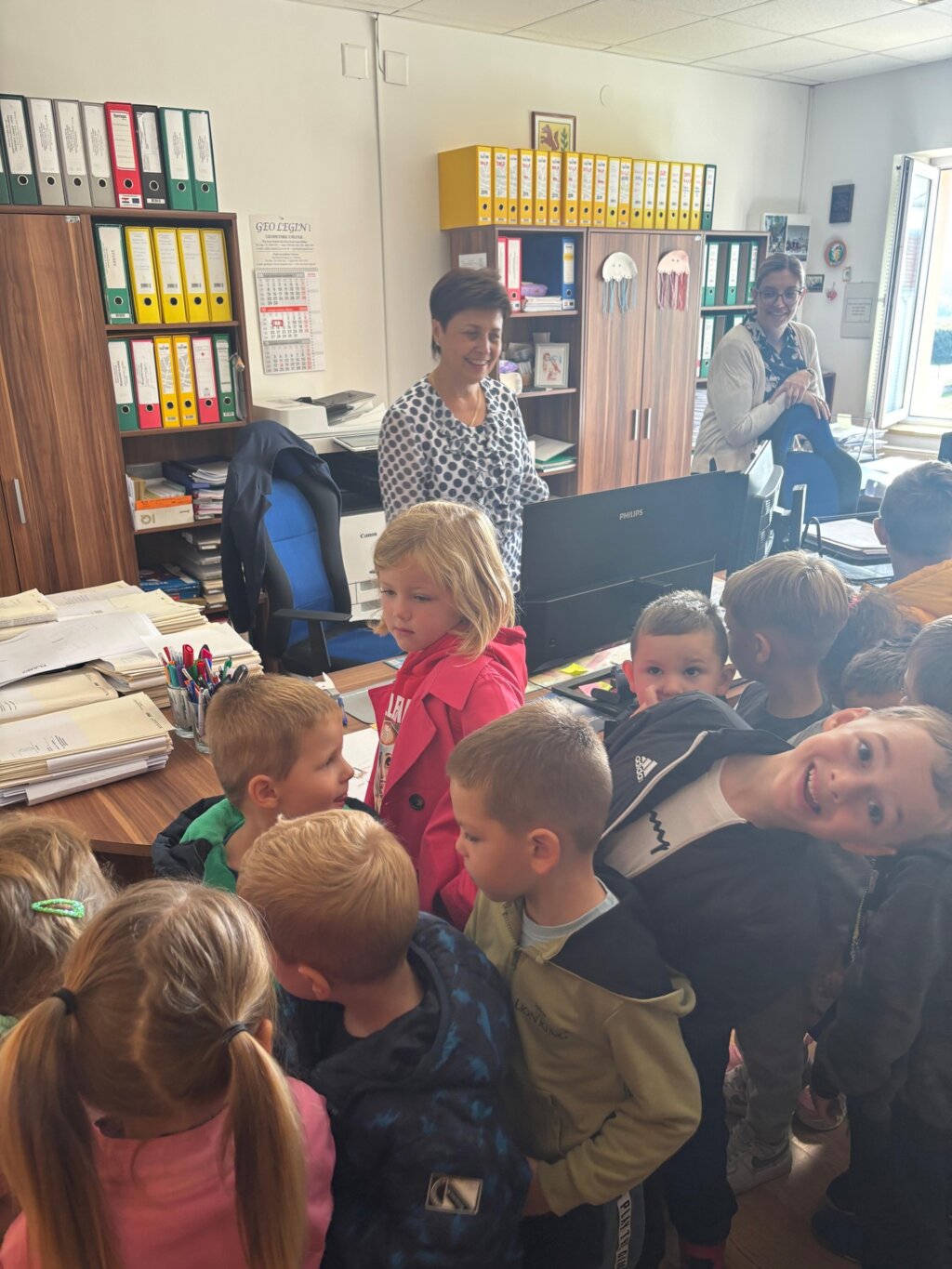 557869563 10238791268668666 5152290122410303264 N