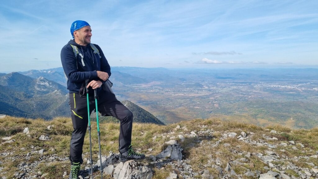 560337228 789942170599987 2720905316342632527 N