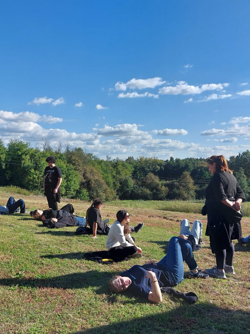 561413645 18075702266165544 2389537642875671897 N