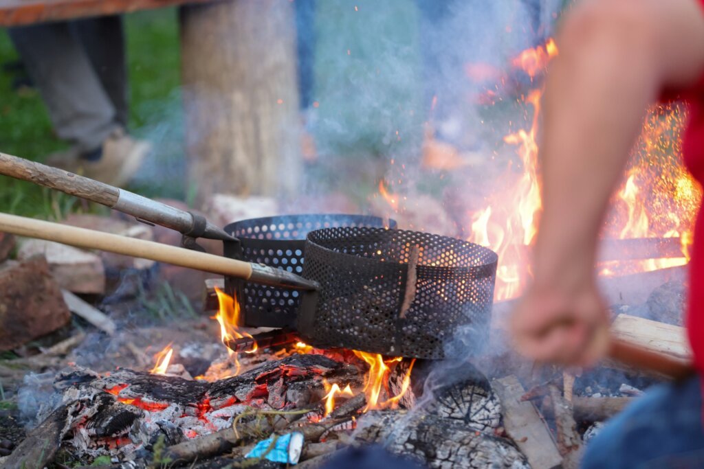 565091562 1281686010668533 7876134599173530013 N