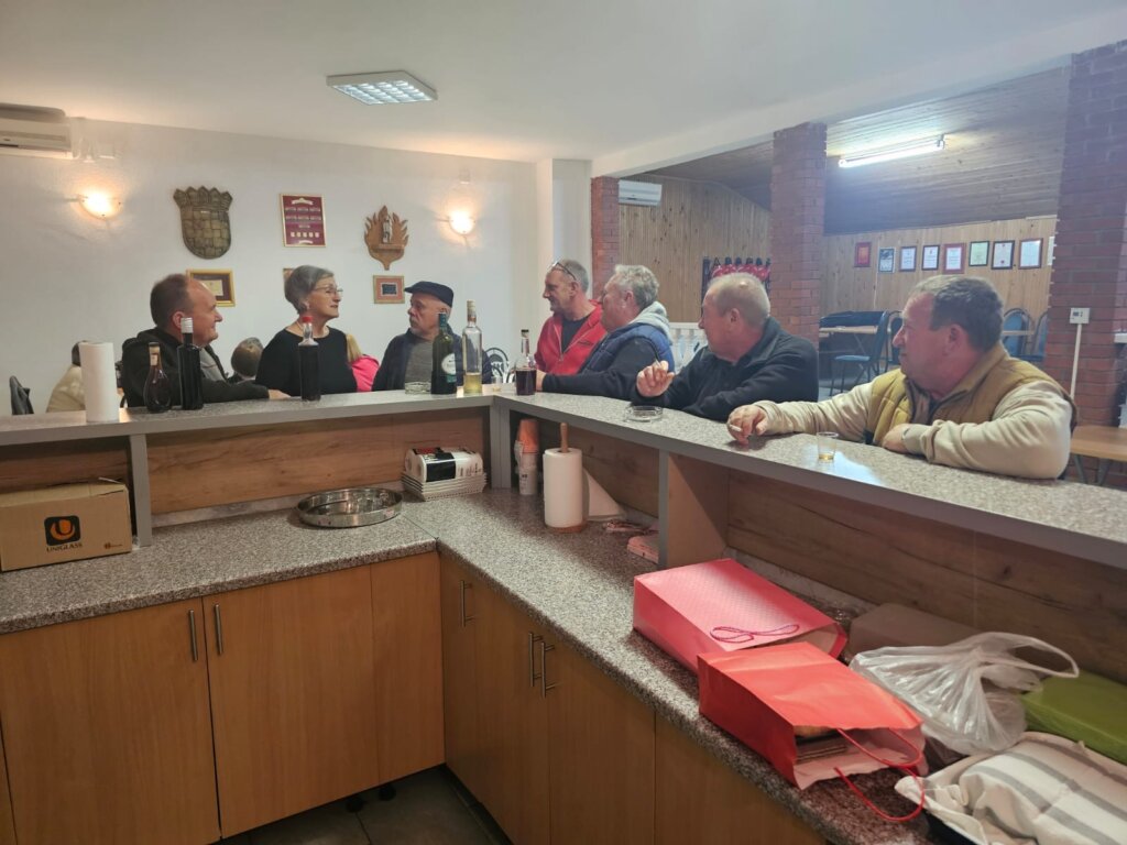 5c78cdd1 1c5f 44a3 9c86 B74e1a5a9f9a