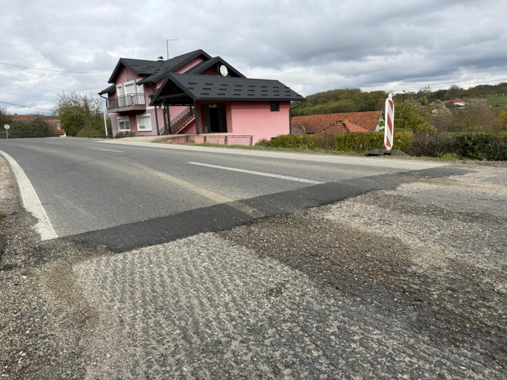 5fef5394 Dd50 4bad Ba70 3cee97688fa9