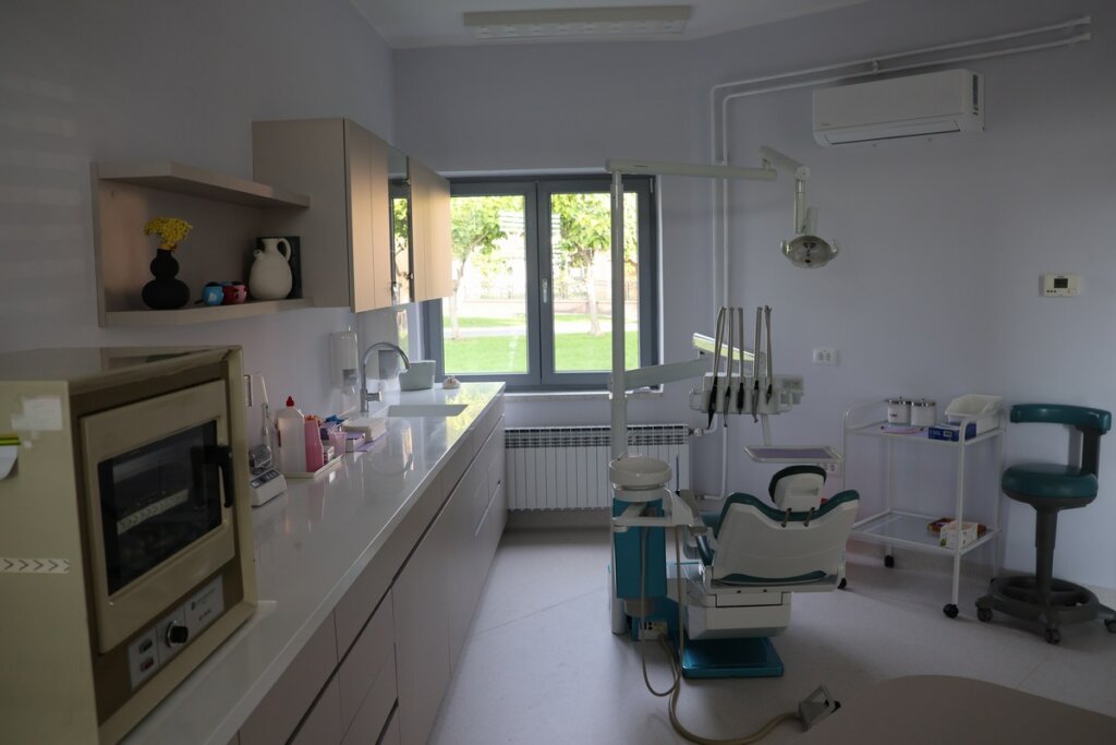 Ambulanta Doma Zdravlja Orehovica 11