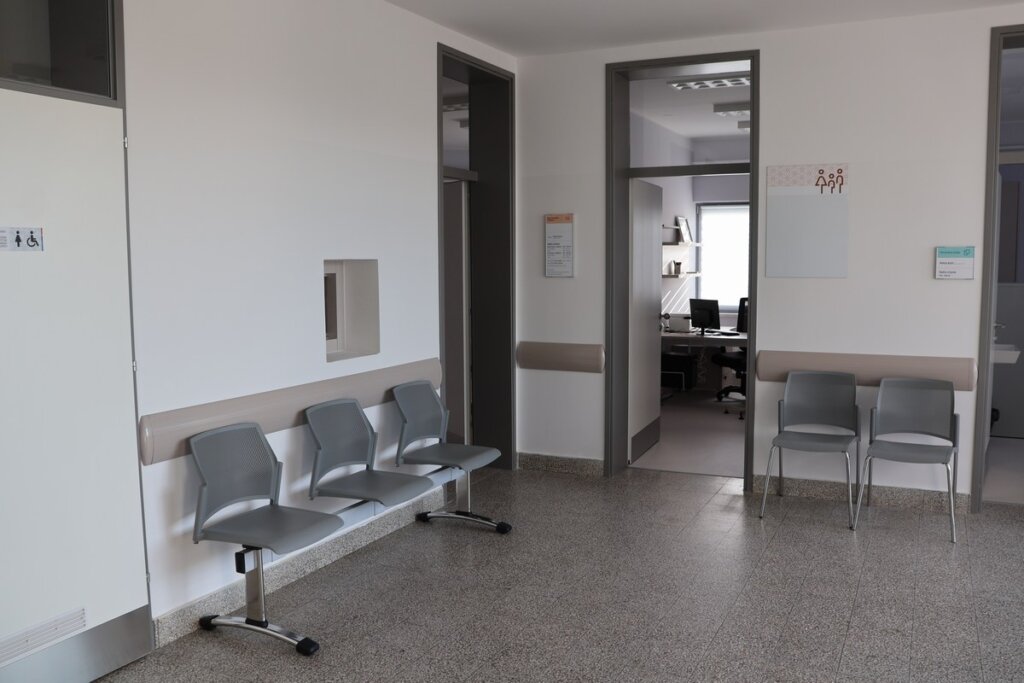 Ambulanta Doma Zdravlja Orehovica 13