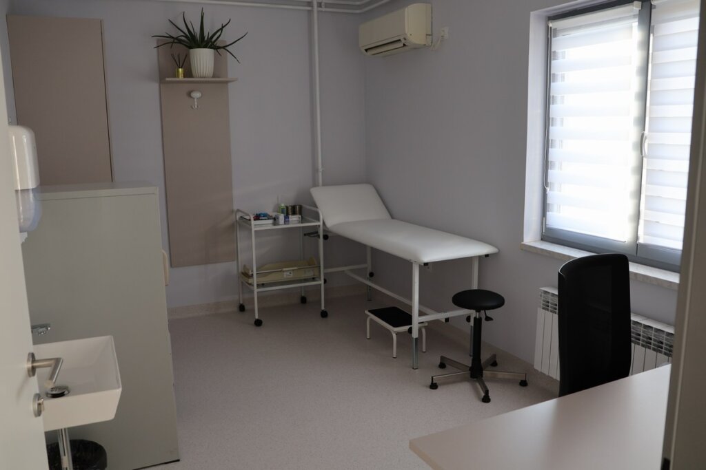 Ambulanta Doma Zdravlja Orehovica 3